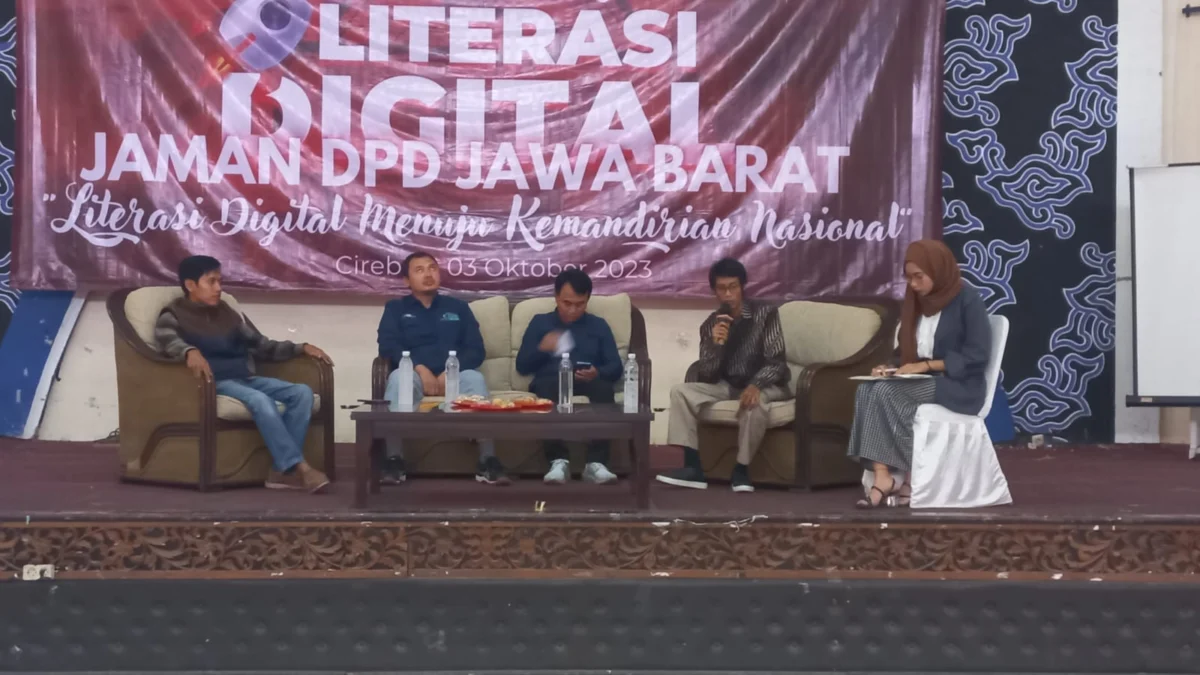 diskusi panel