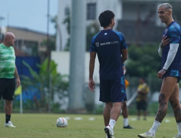 persib vs persis solo