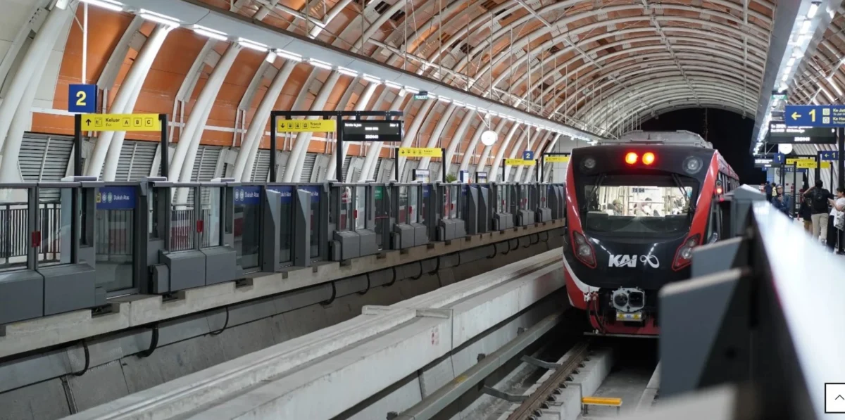 jam operasional lrt jabodebek