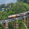 liburan dekat stasiun