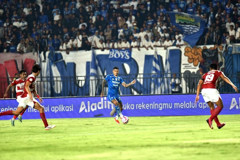 persib vs madura united