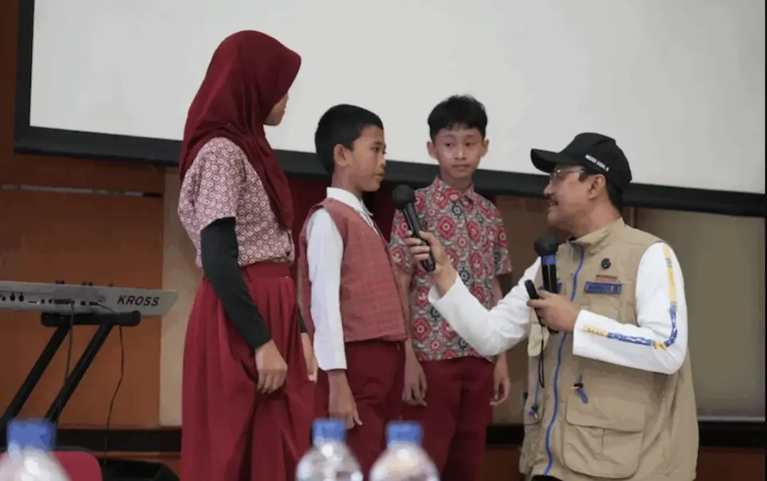 dialog sekolah rakyat