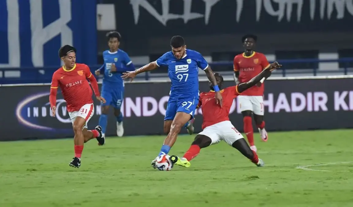 Persib menang