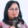 Sediakan beasiswa