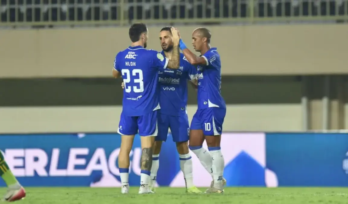 HARI INI: Simak Jadwal Siaran Langsung Persib vs Persis Solo di BRI Super League 2025/2026 Hadapi Persis Solo