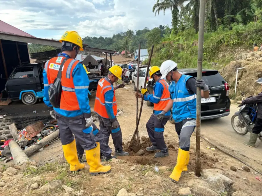 Jaringan Listrik Sumbar Pulih Seratus Persen, Jalan dan Jembatan Terus Dikebut Sudah pulih