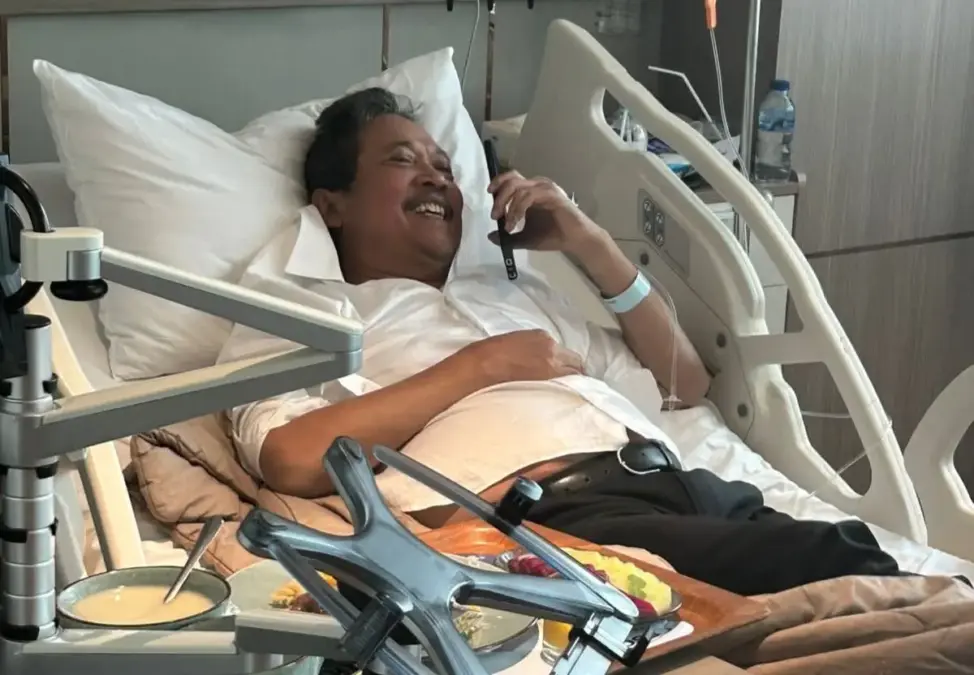 Usai Jatuh Pingsan, Menteri KKP Sakti Wahyu Trenggono Dapat Telepon dari Presiden Prabowo Ditelepon presiden