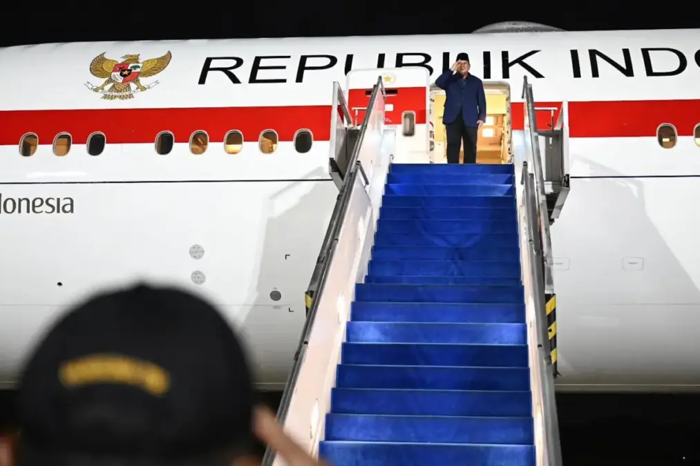 Prabowo Bertolak ke Rusia, Seskab Teddy: Bahas Energi hingga Stabilitas Global Ke Rusia