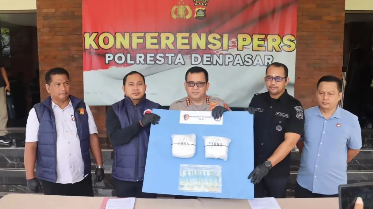 Terungkap! Residivis Narkoba Simpan 2 Kg Sabu di Kamar Kos, Nyaris Beredar di Bali Barang bukti