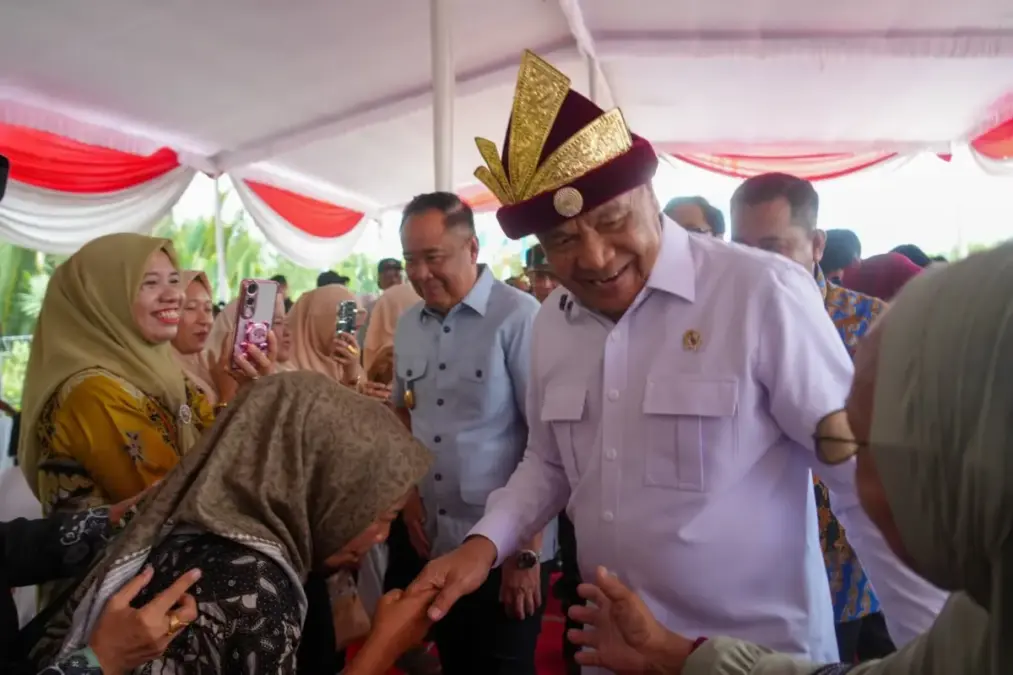 Temui nelayan