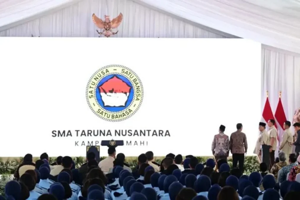 Bertemu Prabowo di Cimahi, Siswa SMA Taruna Nusantara Sampaikan Harapan Besar untuk Indonesia